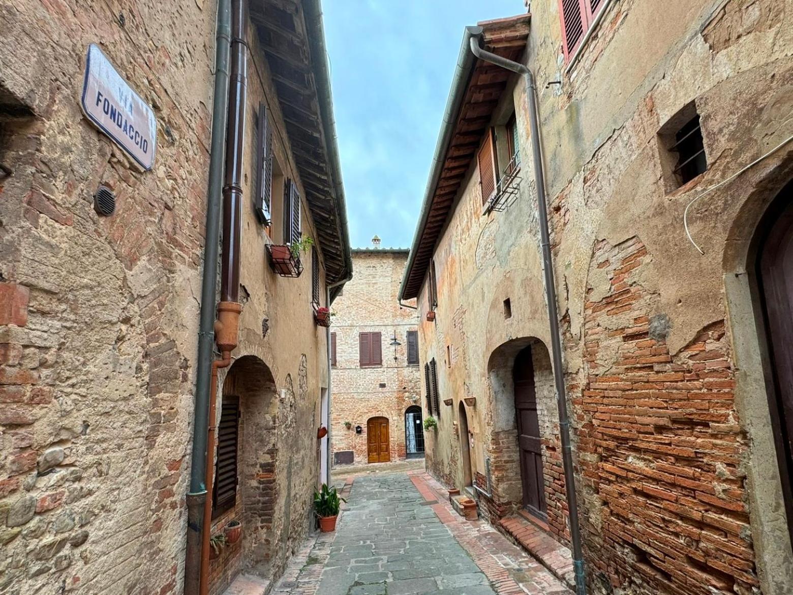 Casa Giulia, Il Gioiello Del Borgo Apartment Certaldo Ngoại thất bức ảnh